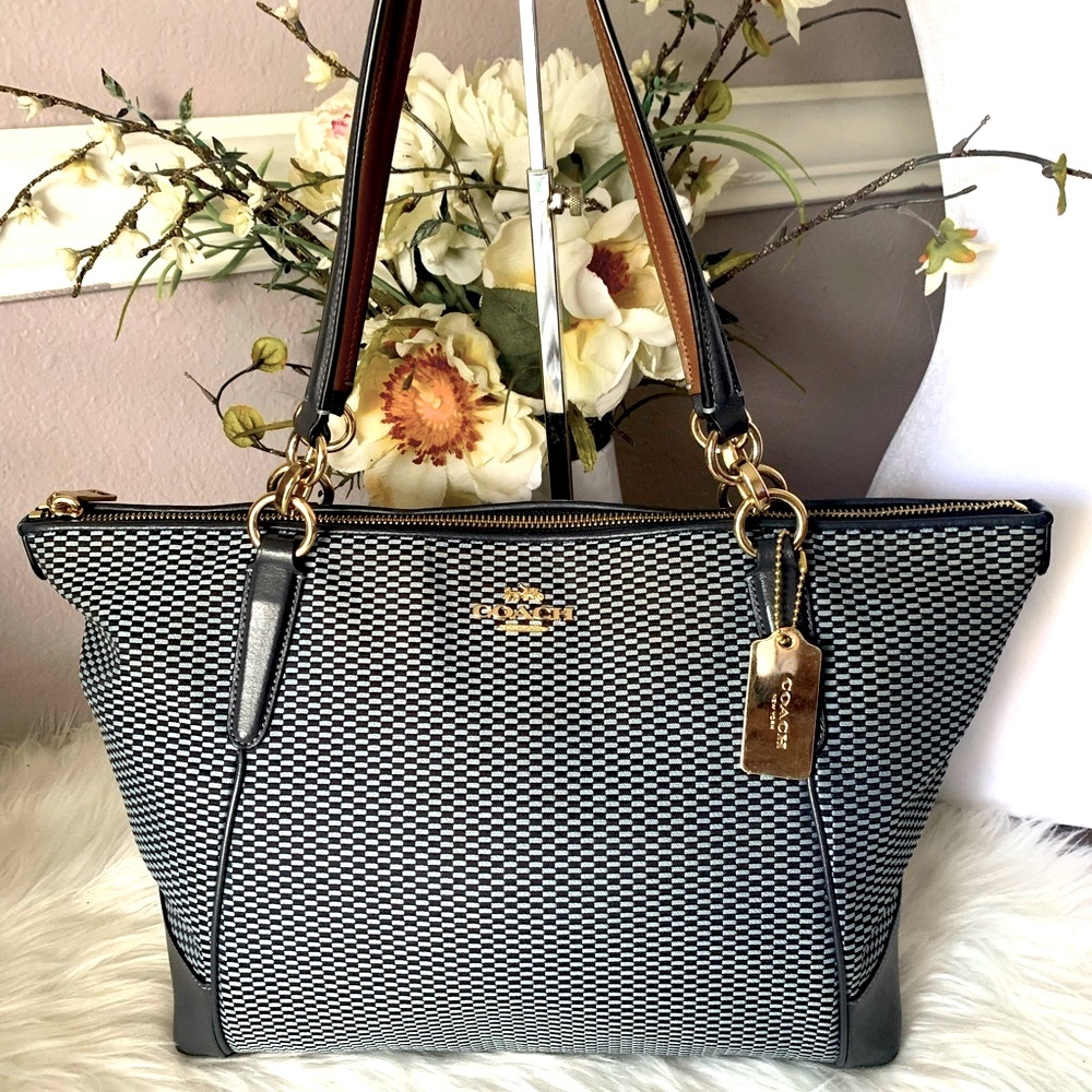 Coach Jacquard AvaTote Style F28468
Blue/Navy - Picture 1 of 16